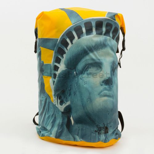 The North Face Statue Of Liberty Waterproof Backpack in Gold